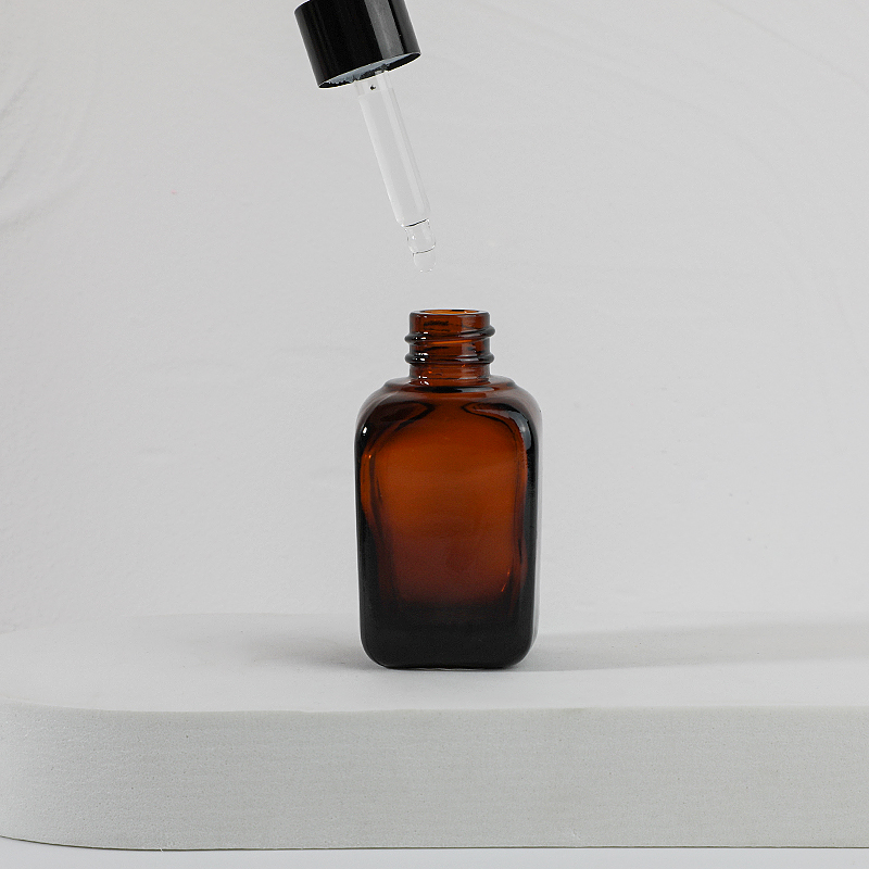 30ml amber glass essential oil bottle