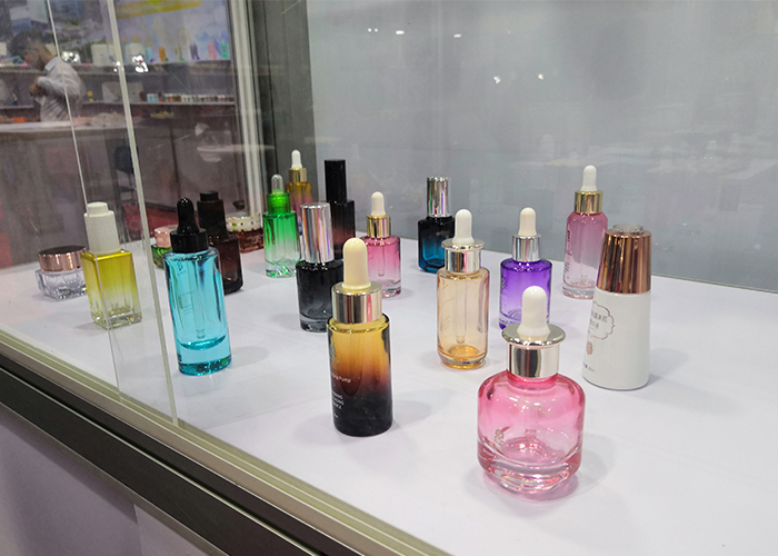 Why Do You Need An Attractive Cosmetic Packaging?